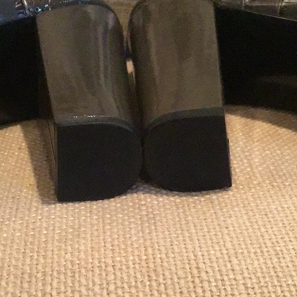 COACH Leather Peeptoe Pumps EUC heels - Picture 7 of 9